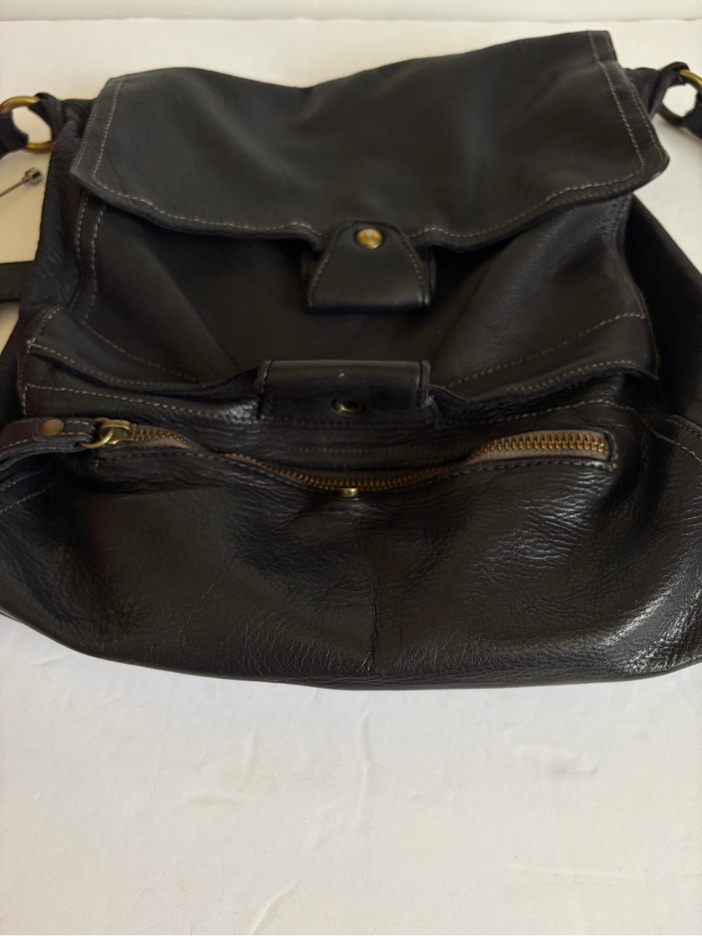 Leather Crossbody Messenger Bag - Black
